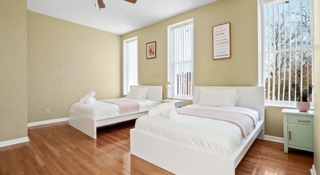 Massive Downtown Area Home... sleeps 14, Prenota Casa vacanze Saint Louis Missouri