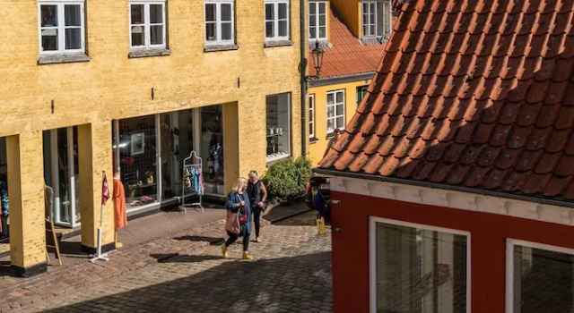 Трёхместный номер Classic Ærø Guesthouse & Cafe