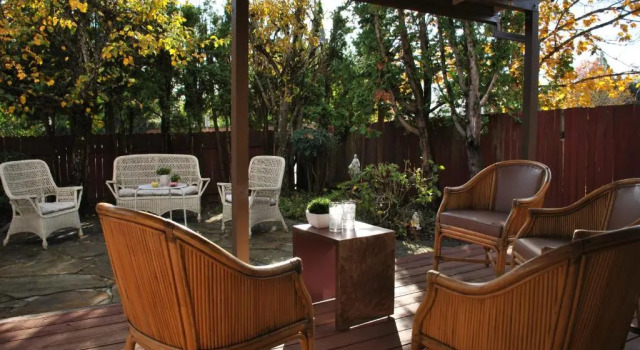 Коттедж Huge Bdrms on main-Charming vacation home for 19