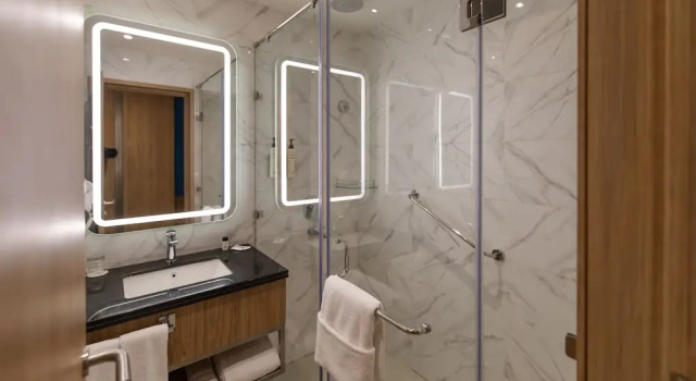 Люкс Hometel Lucknow - A Sarovar Hotel