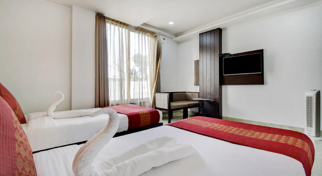 Двухместный номер Deluxe Hotel Raya Inn