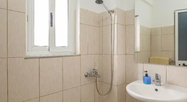 Standart çift kişilik oda Central Garden Sofia 1- Free Parking