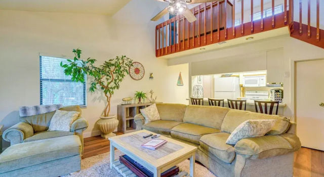 Апартаменты Waterfront Dunnellon Retreat w/ River Access!