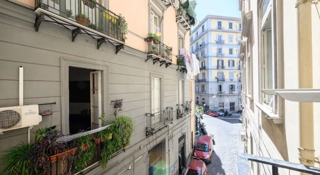 Piazza Portanova 11 in Napoli, Забронировать Апартаменты/квартира Апартаменты Неаполя, рядом с Accademia di Belle Arti di Napoli, Апартаменты/квартира