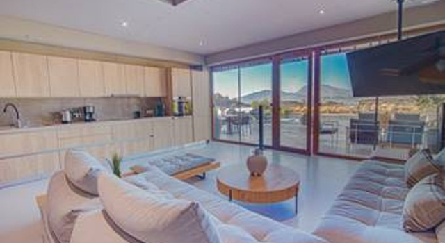 Marnos Grand Villa