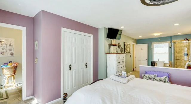 Lakefront & Dog-friendly Gem in Gravois Mills