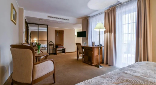 Апартаменты Hotel SPA Wieniawa