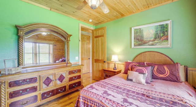 Коттедж 4 Mi to Grandfather Mtn! Family-friendly Cabin