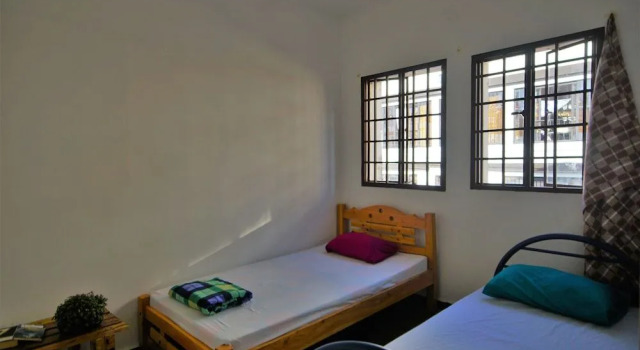 Hostal de la Pola - Hostel