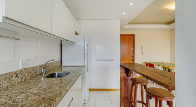 Apto Elegante Para Casal Em Poa Rs Urb1110