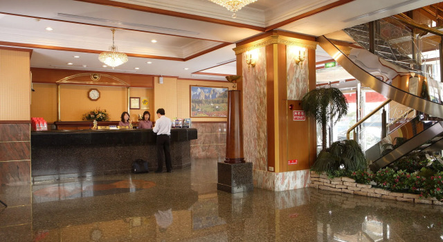 Noble Hotel