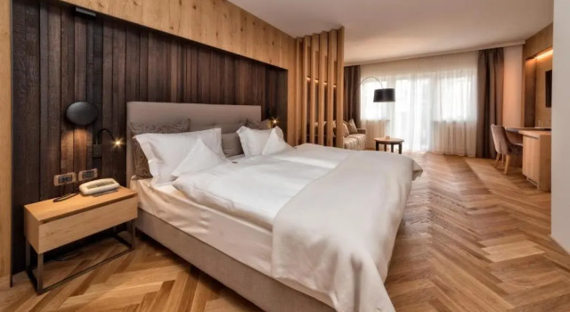 Полулюкс Hotel Genziana