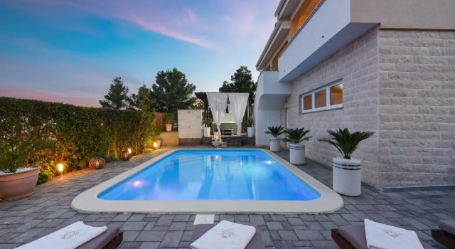 Вилла Villa Bella ZadarVillas