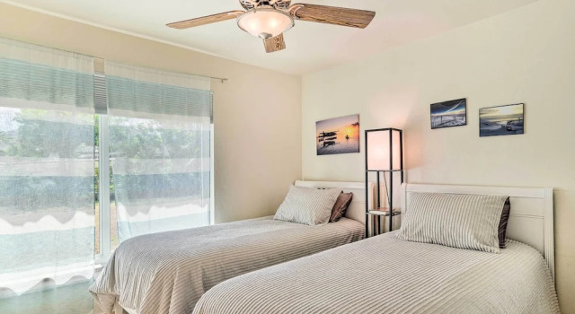 6 Mi to Dtwn Cape Coral: Home w/ Spacious Lanai!