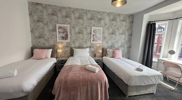 Large Five Bedroom Home with parking