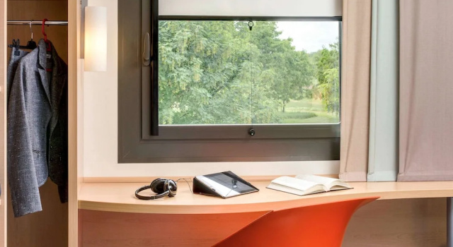 Номер Standard ibis Montceau les Mines