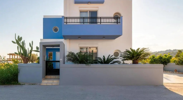 DiArts Residence, Забронировать Вилла Отели Афанду с парковкой, Парковка