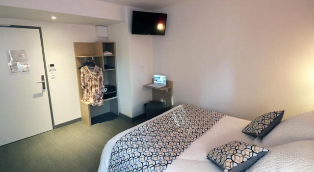 Двухместный номер Standard Цокольный этаж Sure Hotel by Best Western Saint-Raphael Le Dramont