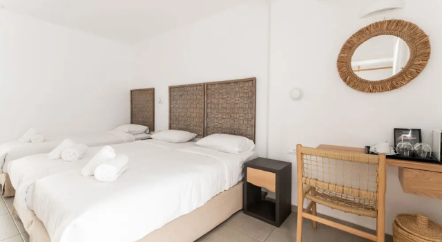 Трёхместный номер Standard Super Paradise Hotel