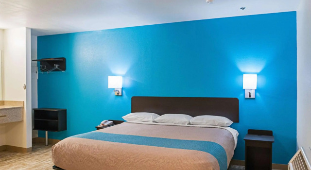 Motel 6-Bay Saint Louis, MS, Забронировать Мотель Отели Бей-Сент-Луис 3 звезды, 3*