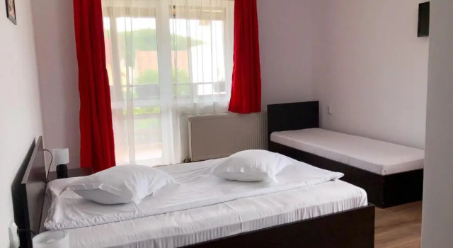Pensiunea Aliart, Rezervovat Hotel Hotely v Prahova Valley s parkováním, Parkování