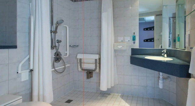 Двухместный номер Accessible Holiday Inn Express London - Wandsworth by IHG