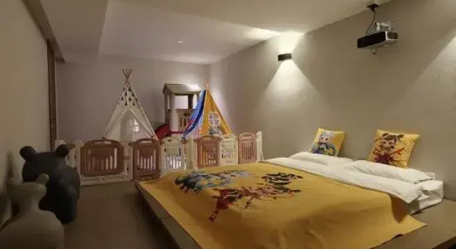 Семейный люкс Deluxe Tinghuyin Homestay (Yangzhou Slender West Lake Scenic Area)
