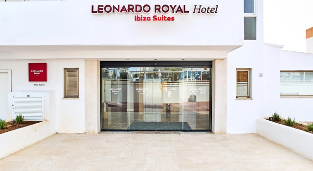 Leonardo Royal Hotel Ibiza Santa Eulalia, Book Hotel Hotels in Ibiza with a Pool, Swimming Pool