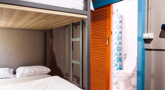 Merge Hostel, Забронировать Хостел Отели Samphanthawong с парковкой, Парковка