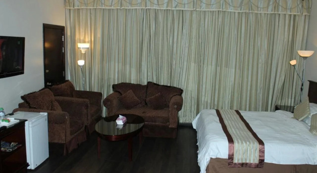Tafwij Plaza Hotel, Varaa Hotelli Jedda 