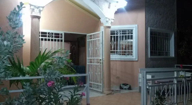 Hibiscus Guest house, Reserva ahora Hostal o pensión Tabarre Département de l'Ouest