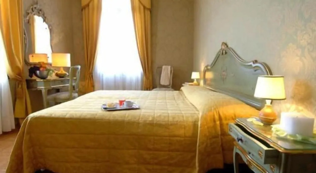 Трёхместный номер Standard Hotel Canal