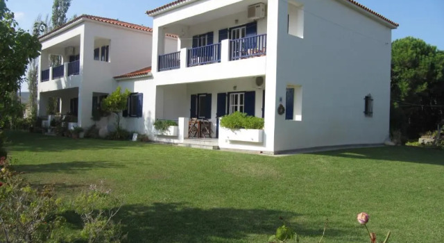 Eressos Ilios Apartments