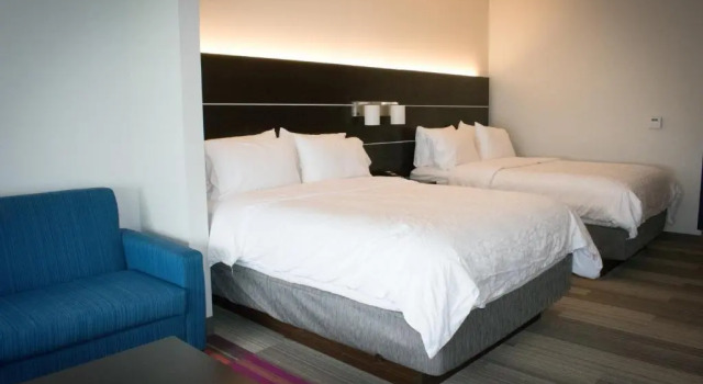 Двухместный люкс Holiday Inn Express & Suites West Memphis by IHG
