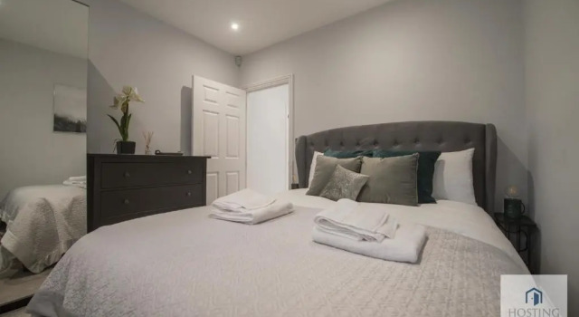 Апартаменты Luxury Ascot Apartment Close To Racecourse No 3