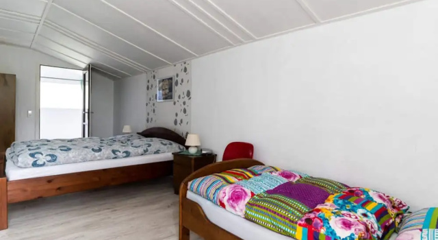 Апартаменты Comfort Lake-view Apartment in Klein Pravtshagen With Garden