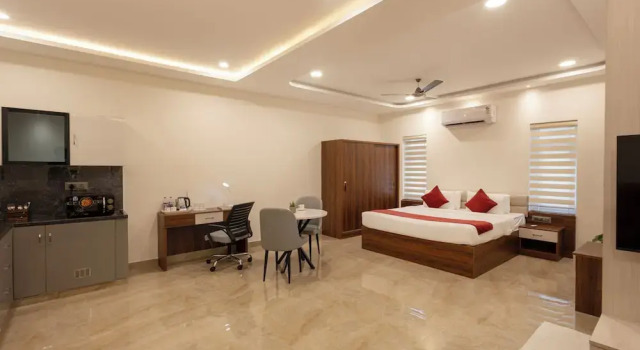 Люкс Classic Elysium Studio Suites Madhapur