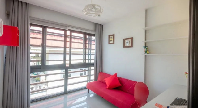 Quyet Homestay - Adults Only