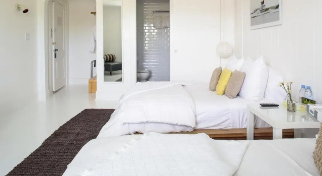 Четырёхместный номер Standard Sole East Resort