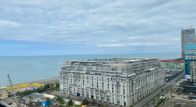 Sunshine Signature Apartments in Alliance Palace, Book Apartment Batumi 
