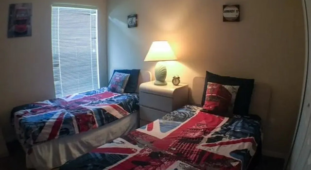 Gulf Vue House Holiday home 4 Bedroom, Забронировать Дом для отпуска Отели Lakeland - Winter Haven с парковкой, Парковка