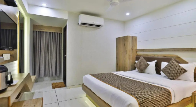 Hotel Pearl, Buchen Sie Hotel Hotels in Gujarat mit Parkplatz, Parkplätze