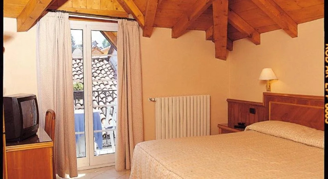 Hotel Bettina, Prenota Hotel Hotel in centro a Mergozzo, hotel in centro a Mergozzo
