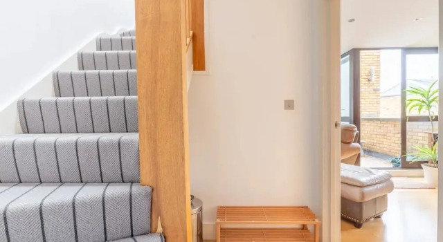 Spacious 2 Bedroom Apartment in Converted Warehouse in Brixton, Забронировать Апартаменты/квартира Апартаменты Лондона, Апартаменты/квартира