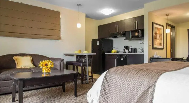 Двухместный номер Standard MainStay Suites Winnipeg
