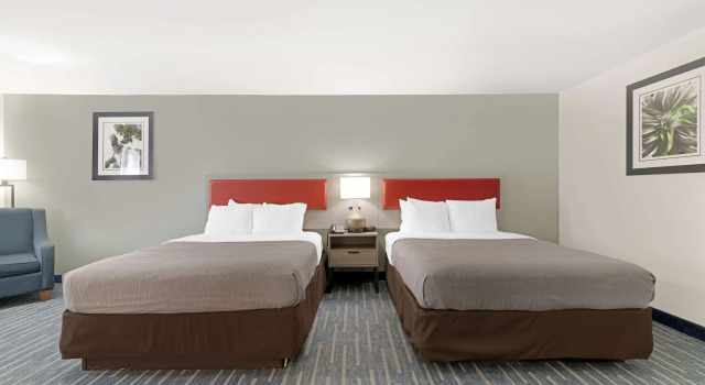 Четырёхместный номер Standard Quality Inn Lebanon - Hanover