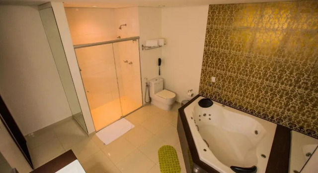 Люкс Golden Plaza Hotel by Easy Class