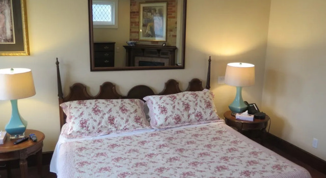 Одноместный полулюкс Madison Manor Boutique Hotel