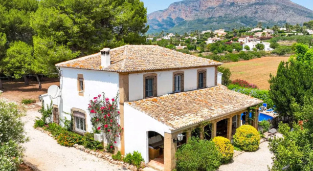 House Vila Nova Jávea, Забронировать Отель Хавеа Коста-Бланка