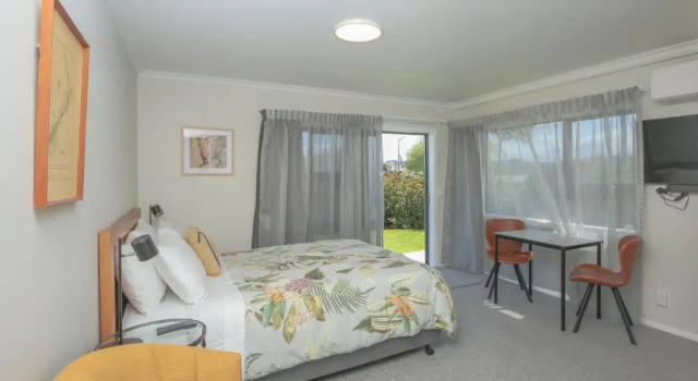 Smith House (Adults Only), Rezerwuj Hotel Wanganui 